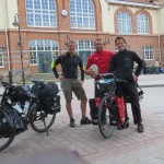 Axel partage une journée de route avec nous, un an en Europe en vélo l'attend